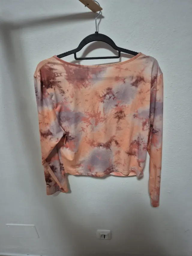 Top manga larga con cordones