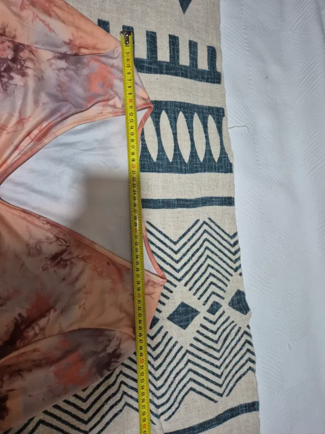 Top manga larga con cordones