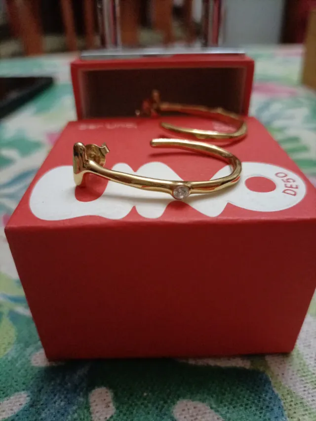 Pendientes Aro Uno de 50 Dorados