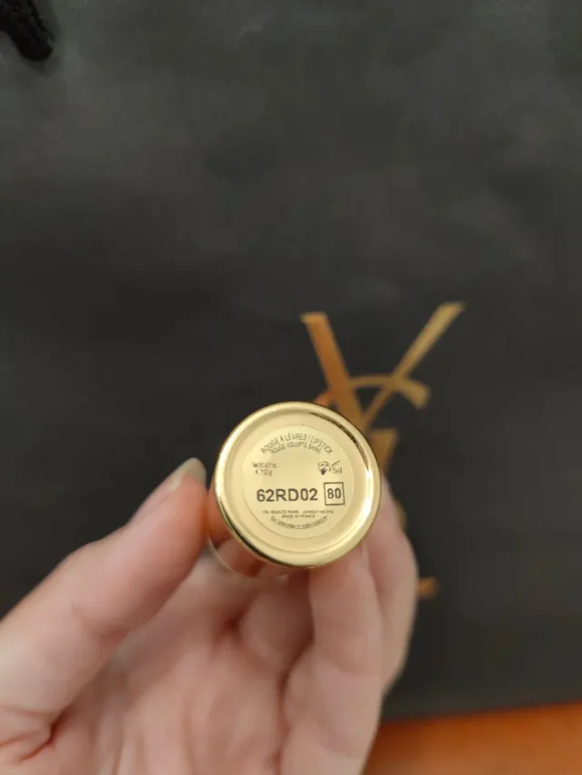 Labial YSL Rouge Volupté Shine