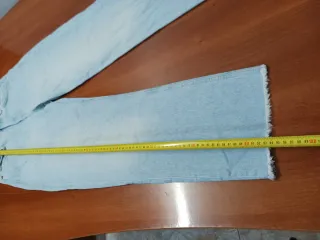 Pantalón vaquero Zara mujer azul claro