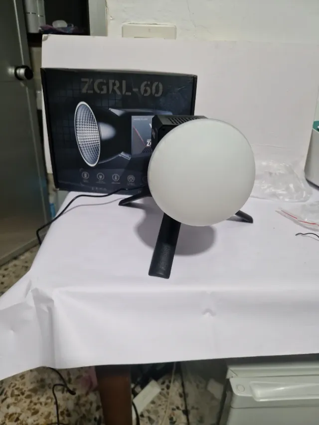 Lámpara LED ZGRL-60