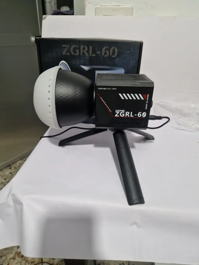 Lámpara LED ZGRL-60