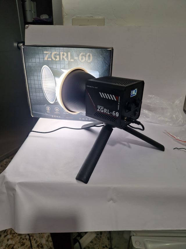 Lámpara LED ZGRL-60