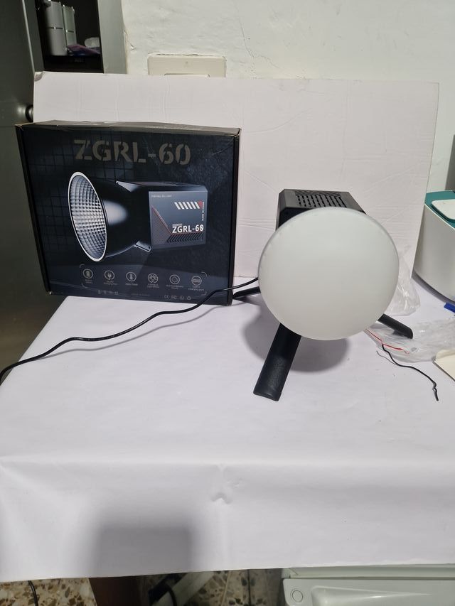 Lámpara LED ZGRL-60