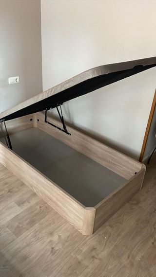 LIQUIDAZIONE SU letti e materassi pieghevoli