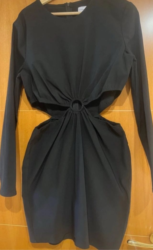 Vestido negro talla XL con aberturas