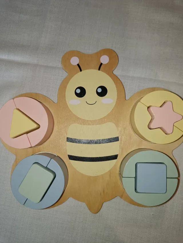 Puzzle Madera Abeja Primark 10m+