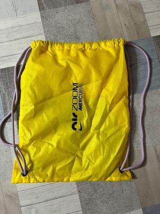 Botas de fútbol Nike Amarillas