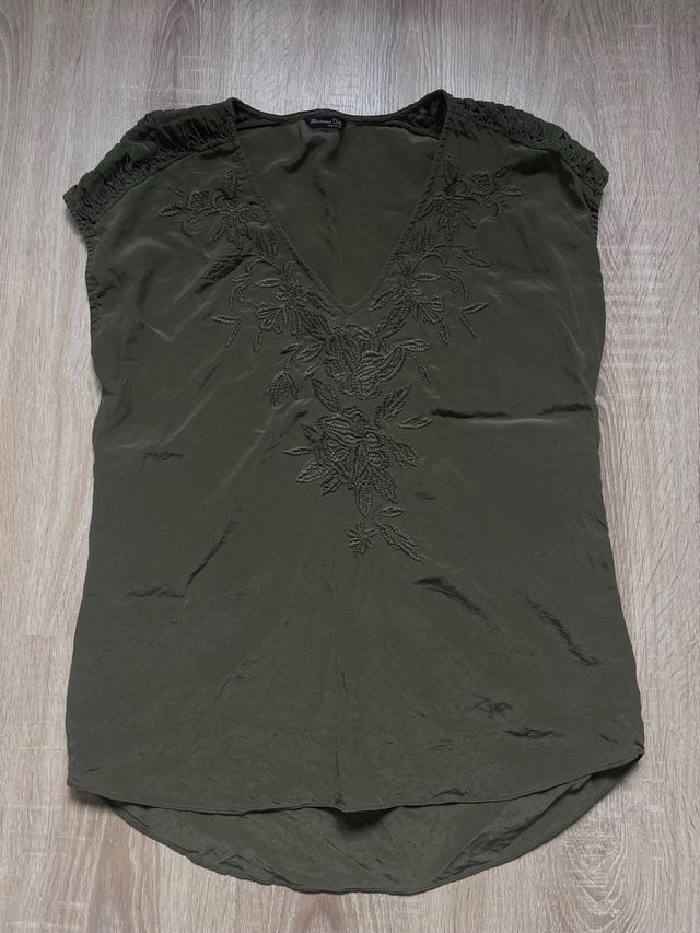 Blusa Massimo Dutti bordada