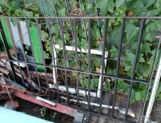 Reja de hierro macizo