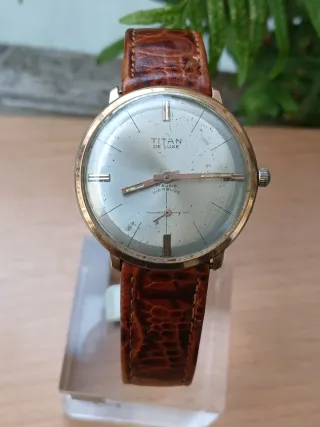 Reloj Titan De Luxe Mecánico