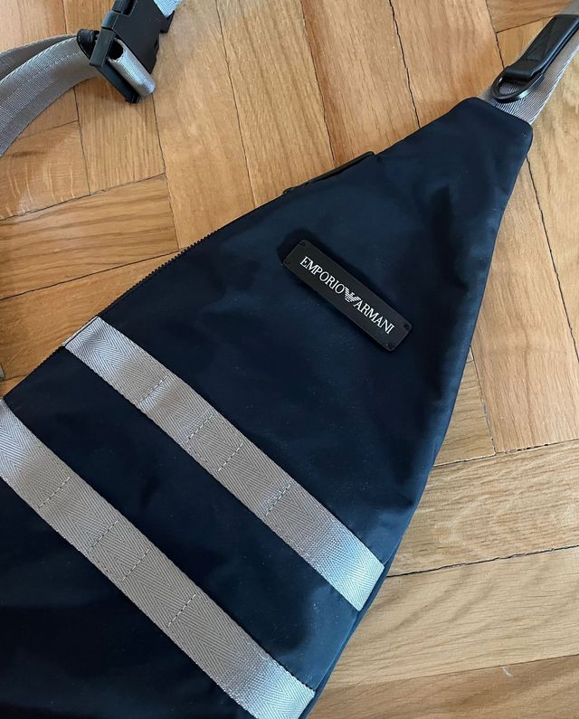 Riñonera Emporio Armani Negra Original