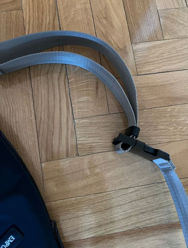 Riñonera Emporio Armani Negra Original