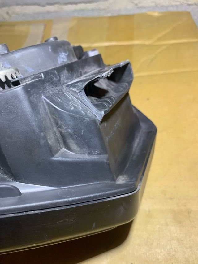 Faro Delantero Yamaha MT