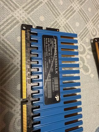 3x 2GB DDR3 Patriot RAM