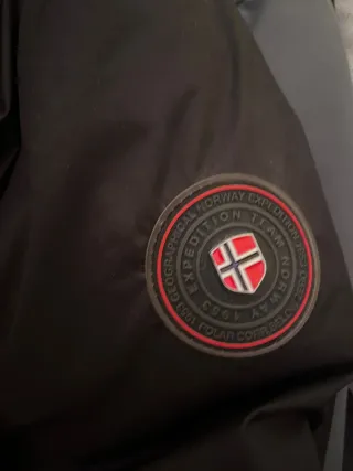 Chaqueta negra geographical Norway