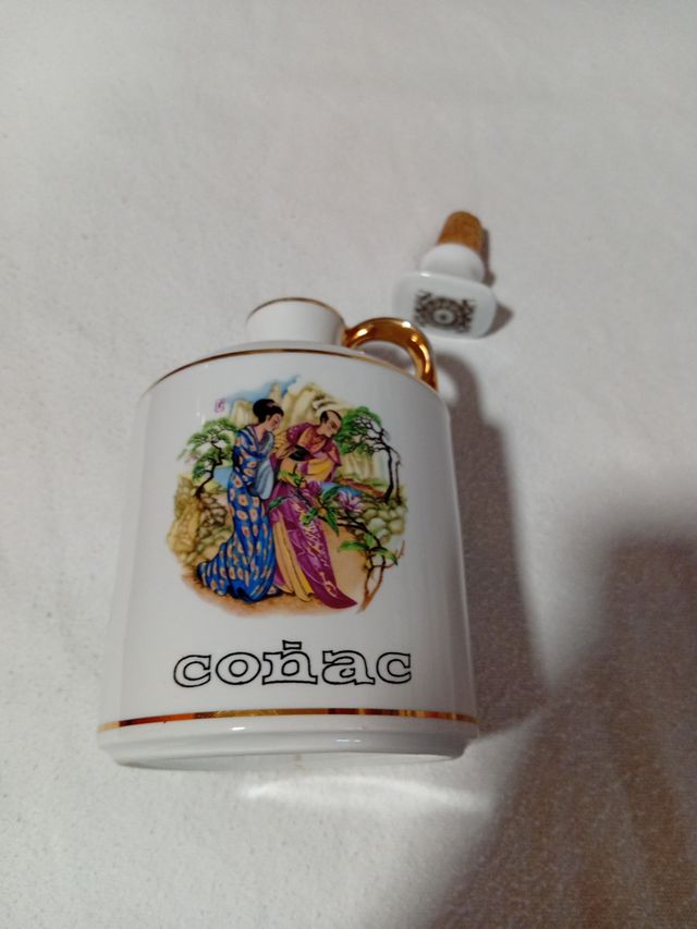 Botella de porcelana para coñac
