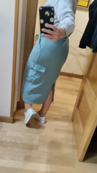 Falda larga color verde azulado