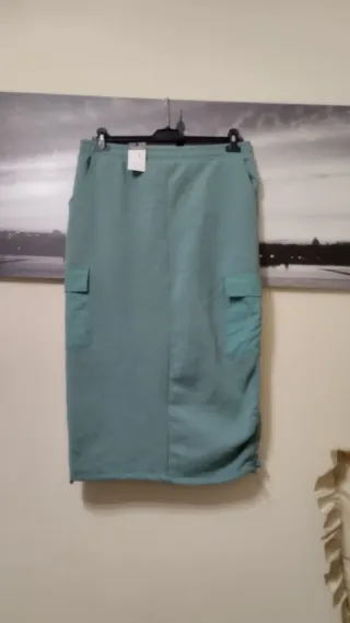 Falda larga color verde azulado