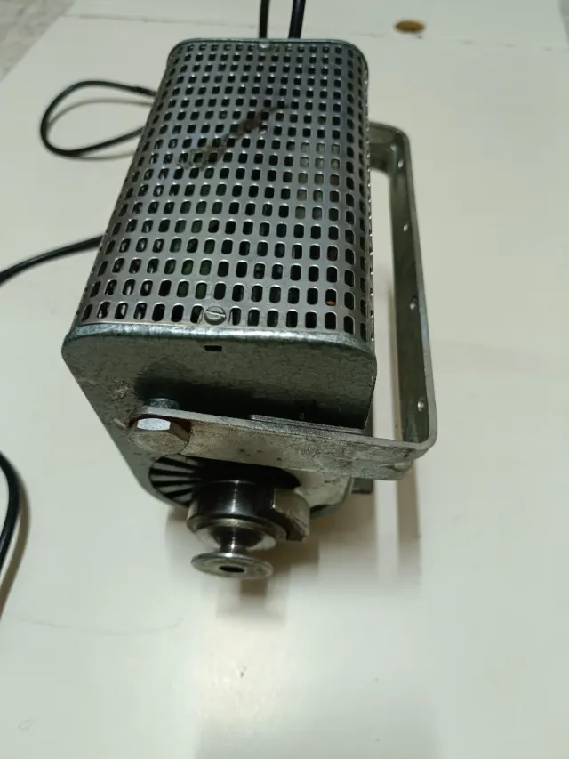 Motor máquina de coser