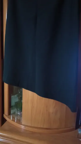 Falda negra Zara Talla 44