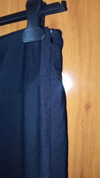 Falda negra Zara Talla 44