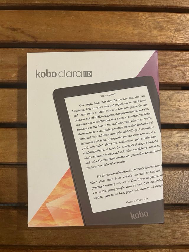 Kobo Clara HD com caixa e capa
