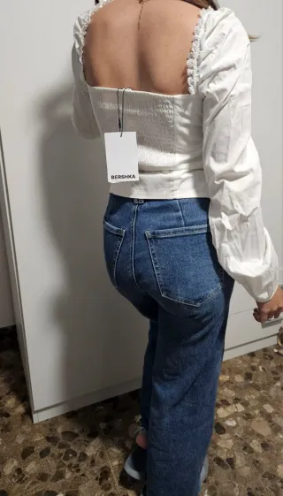 Camisa blanca detalles encaje talla S