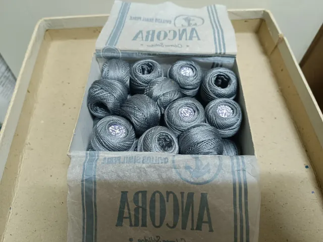 Hilo Perlé Ancora Gris