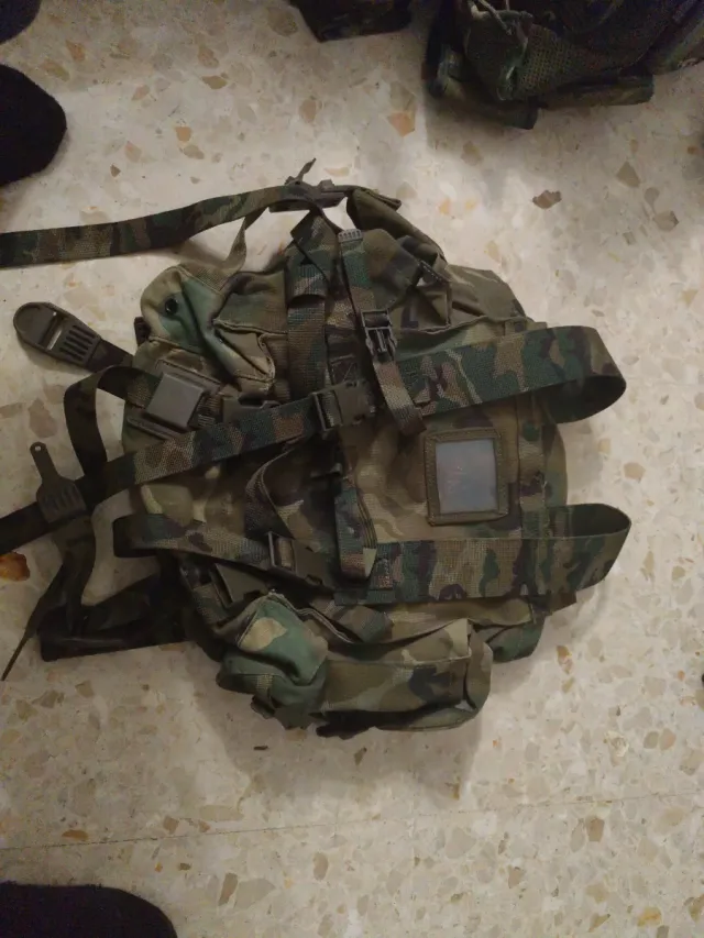 Mochila de combate camuflaje