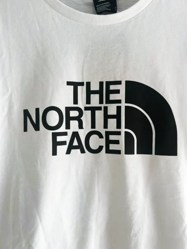 2 magliette bianche e nere di The North Face S