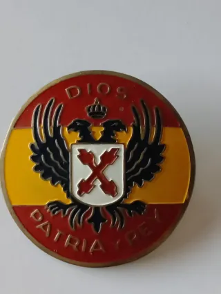 Chapa Carlista Dios Patria y Rey Esmaltada
