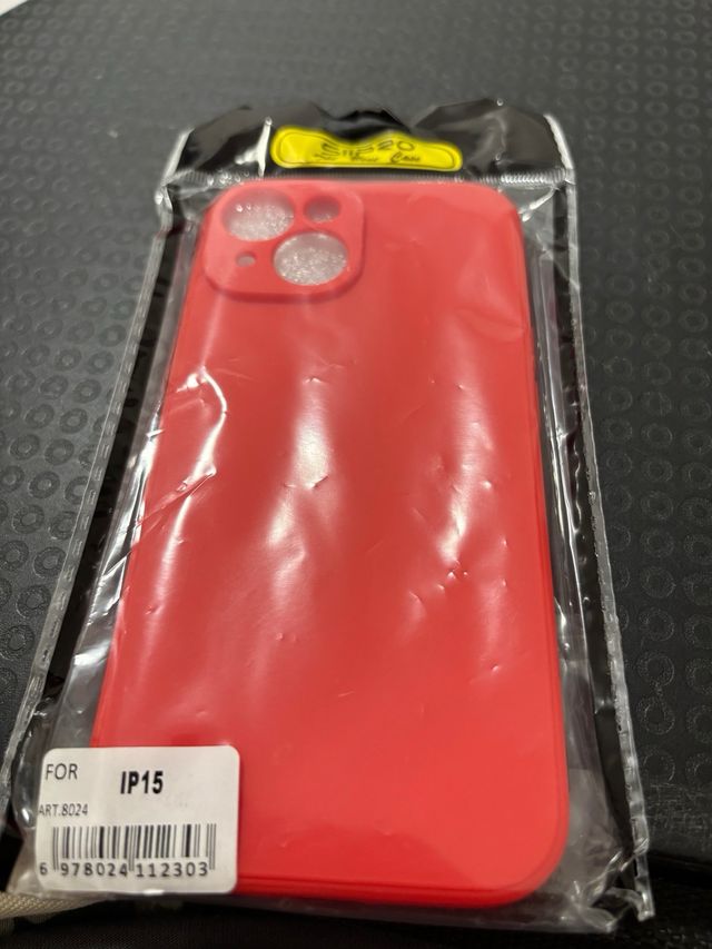 Cover iPhone 15 Rossa