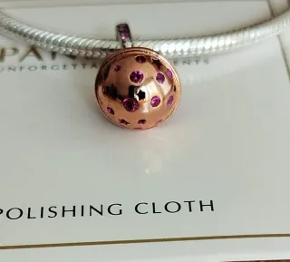 Charm Colgante Planeta Rojo