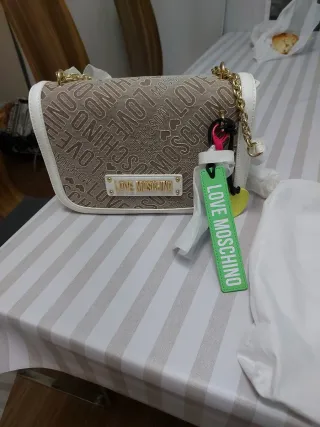 Bolso Love Moschino Beige y Blanco