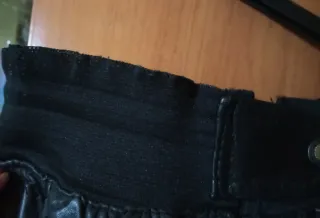 Falda de piel negra Talla 42