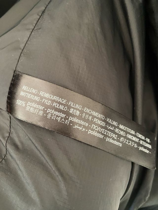 Chaleco acolchado Zara con capucha