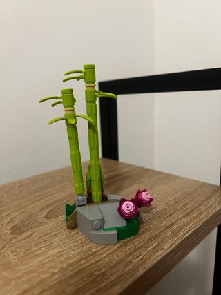 LEGO Mini Foresta di Bamboo con Fiori Rosa