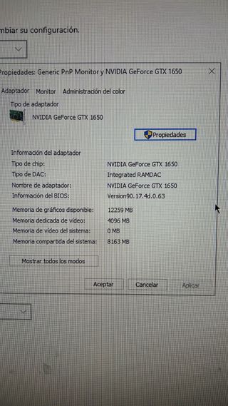 PC Gaming MSI con luces LED