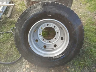 Rueda de camión 285 70 R19.5