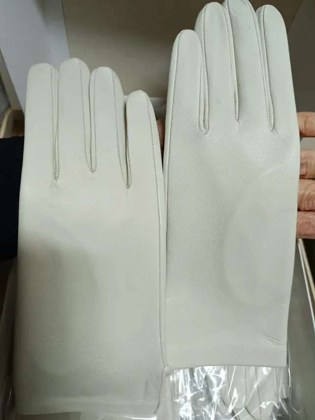 Guantes de piel de vacuno blancos