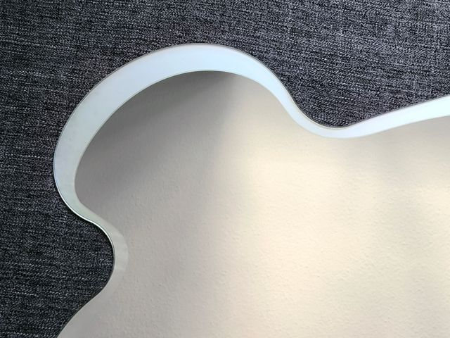 Espejo decorativo con forma de nube (BUEN ESTADO)