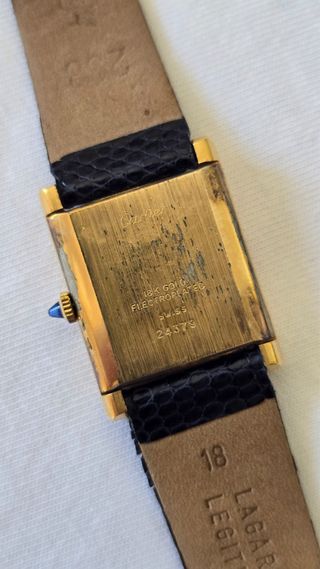 Must de Cartier Tank Louis Reloj