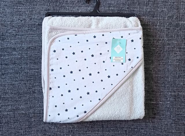 Capa de baño para bebé (A ESTRENAR)