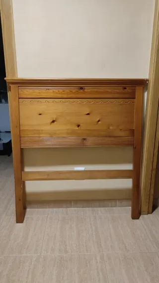 Cabecero de madera