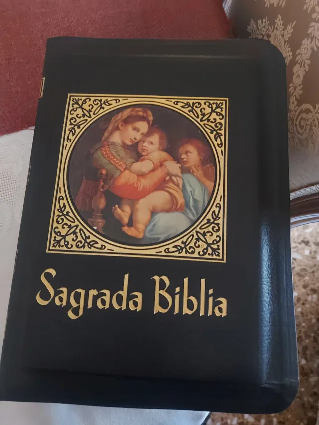 Biblia edición especial