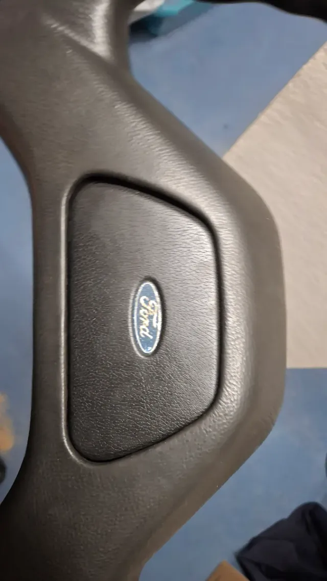 Volante Ford Escort MK4