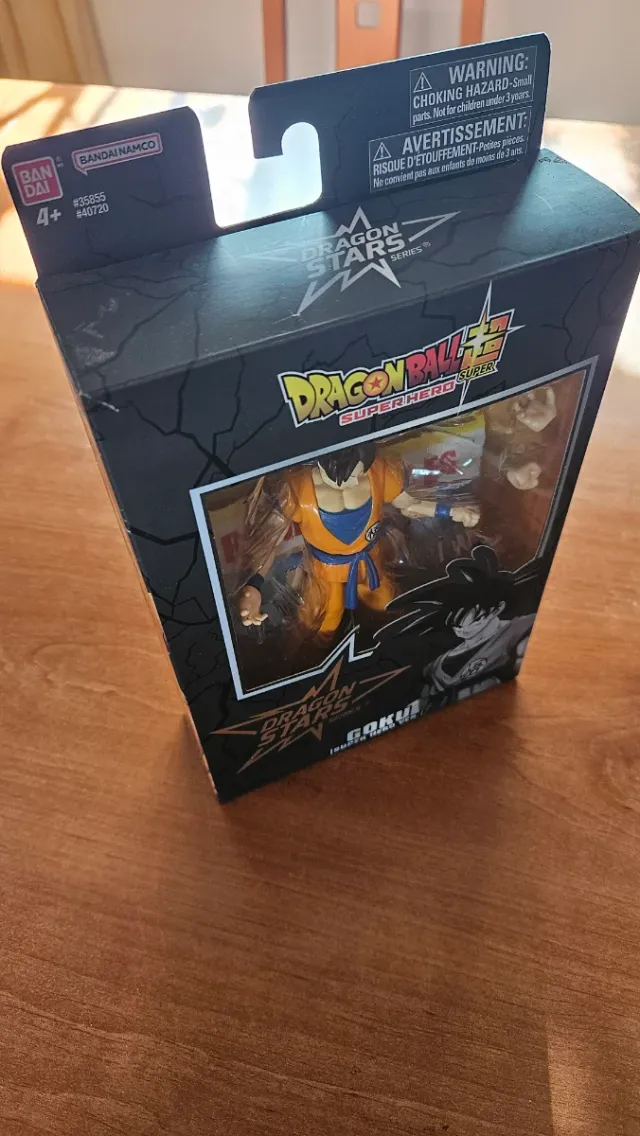 Figura Goku Dragon Ball Super Hero Bandai
