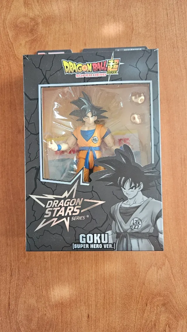 Figura Goku Dragon Ball Super Hero Bandai